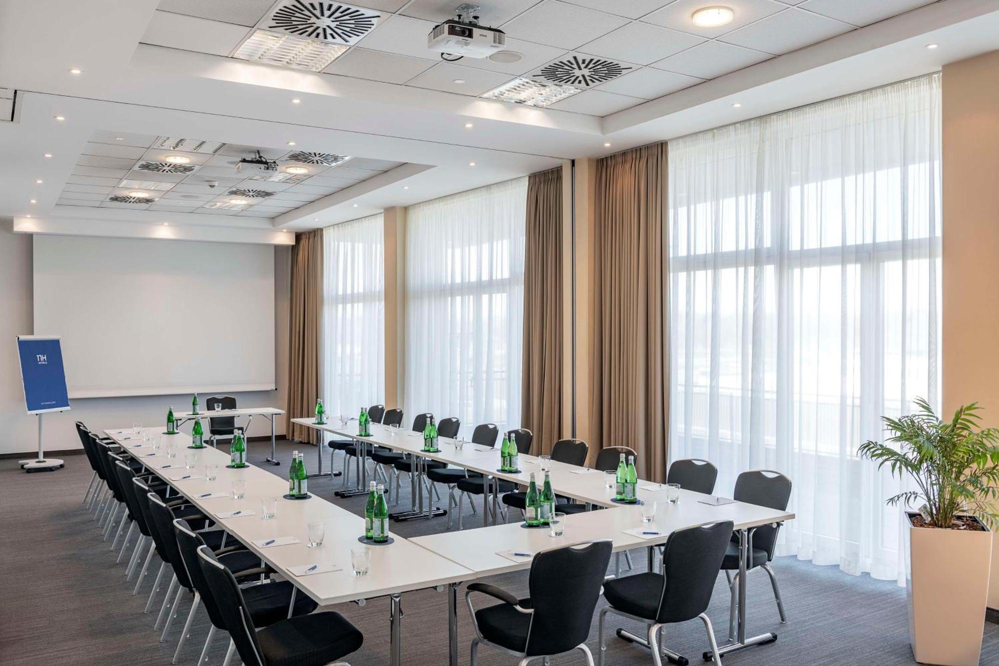 Nh Hamburg Horner Rennbahn Hotel Bagian luar foto